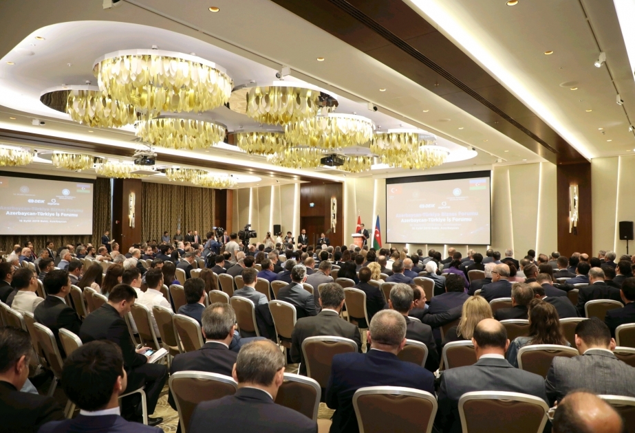Aserbaidschanisch-türkisches Geschäftsforum in Baku