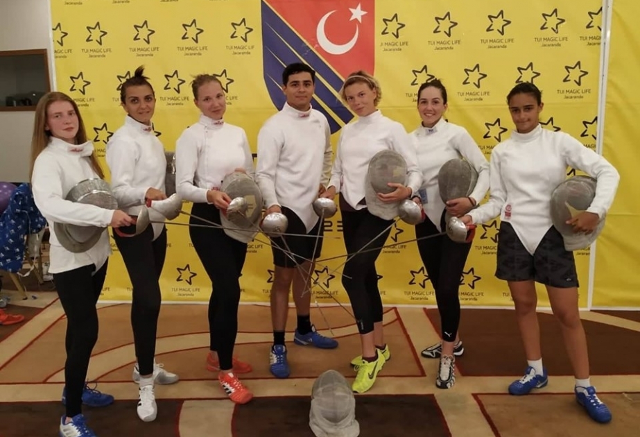 Azərbaycan qılıncoynadanları Antalyada təlim-məşq toplanışında iştirak edirlər