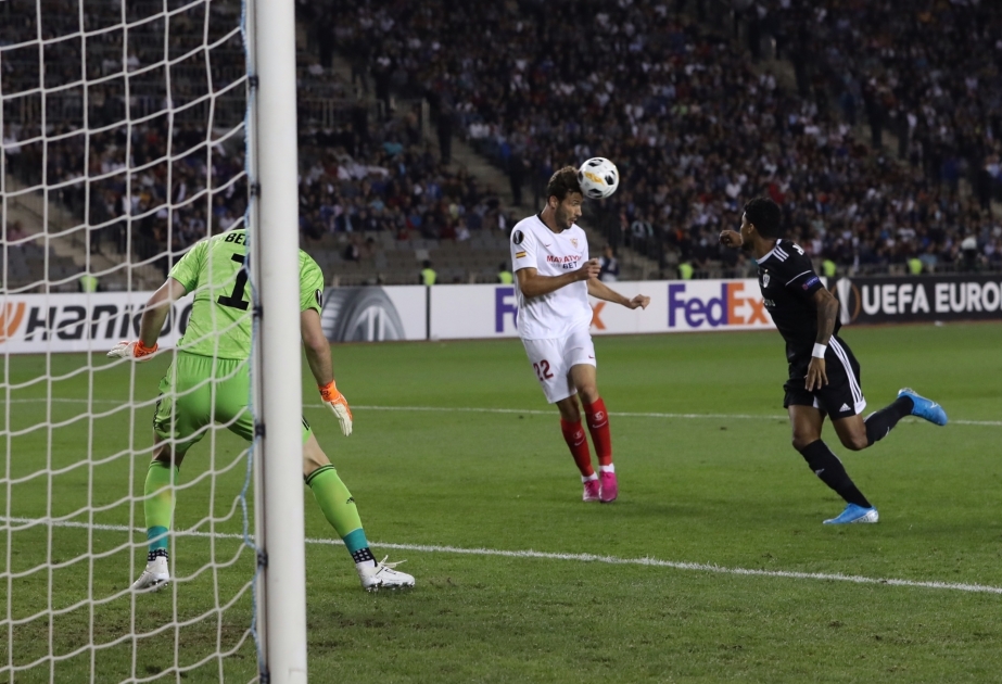 UEFA Europa League: Qarabağ –Sevilla: Keine Tore in der ersten Halbzeit