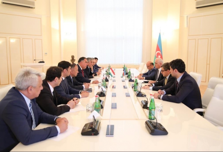 Azərbaycan Tacikistanla iqtisadi-ticarət əlaqələrinin genişləndirilməsi istiqamətlərini müzakirə edib
