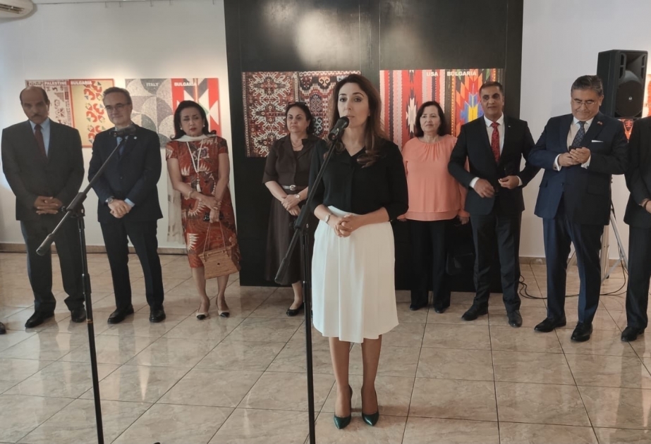 Embajada de Azerbaiyán en Bulgaria ha participado en el proyecto de “Arte para la Diplomacia”