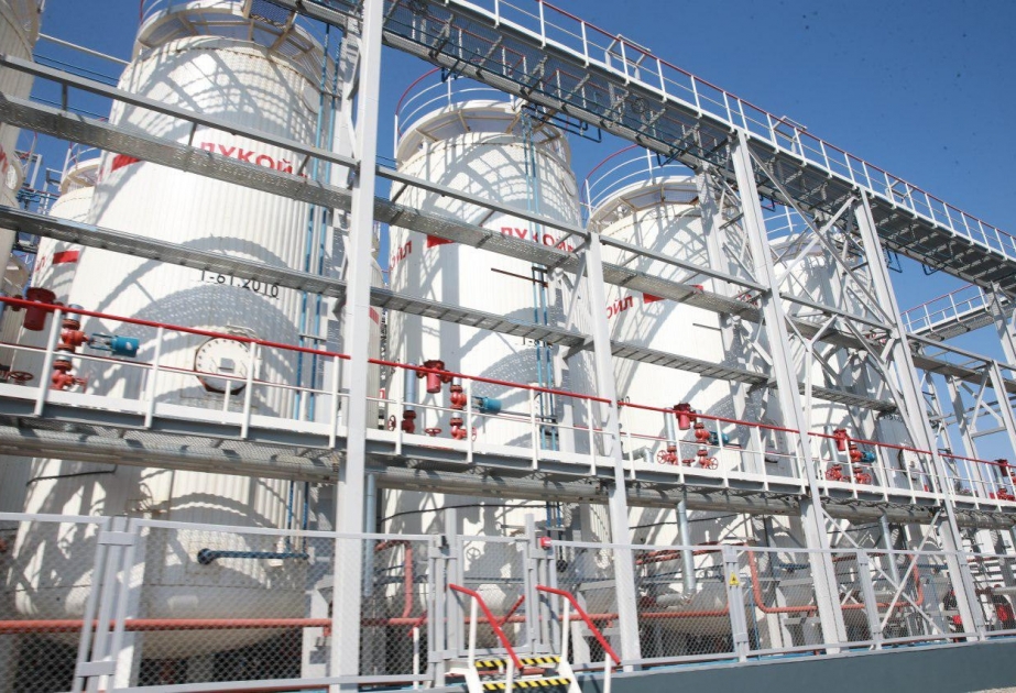 Almatıda “LUKoil”un mühərrik yağları istehsalı zavodu açılıb