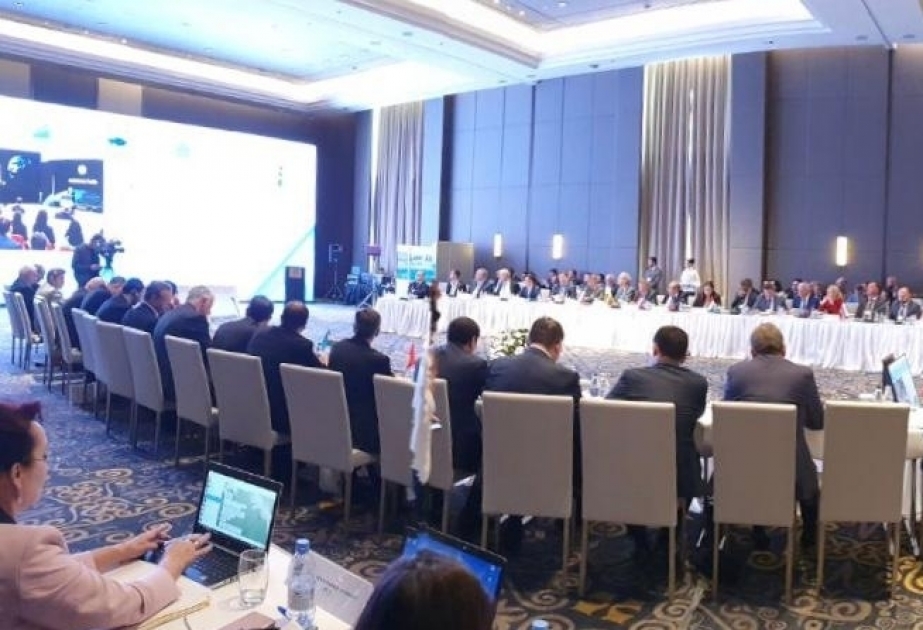 阿塞拜疆交通、通讯及高科技部部长率代表团访问哈萨克斯坦