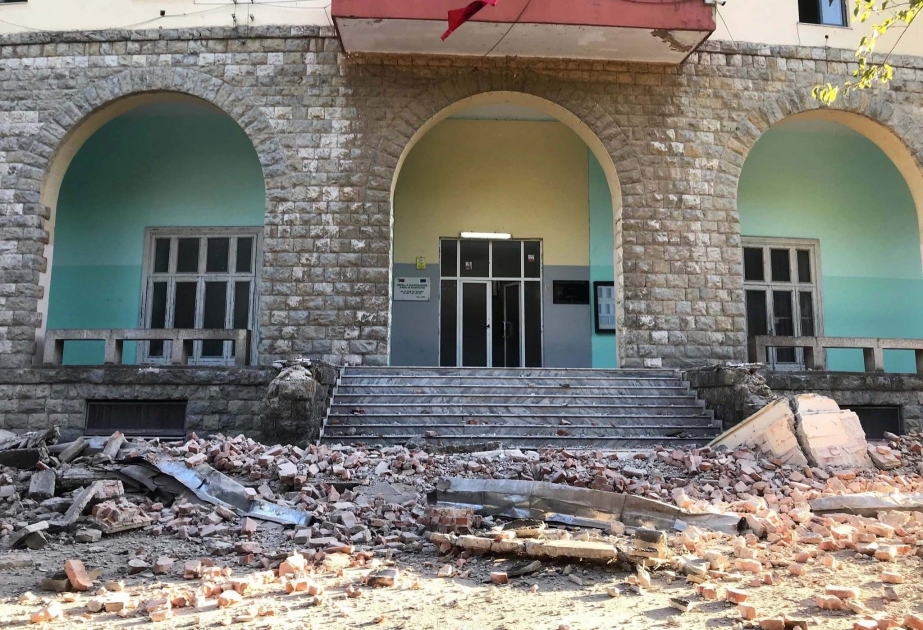 Albaniyada baş verən zəlzələdə 68 nəfər yüngül xəsarət alıb