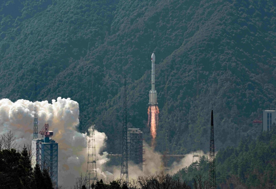 Çin “Beidou” nəslindən olan daha iki naviqasiya peykini orbitə çıxarıb