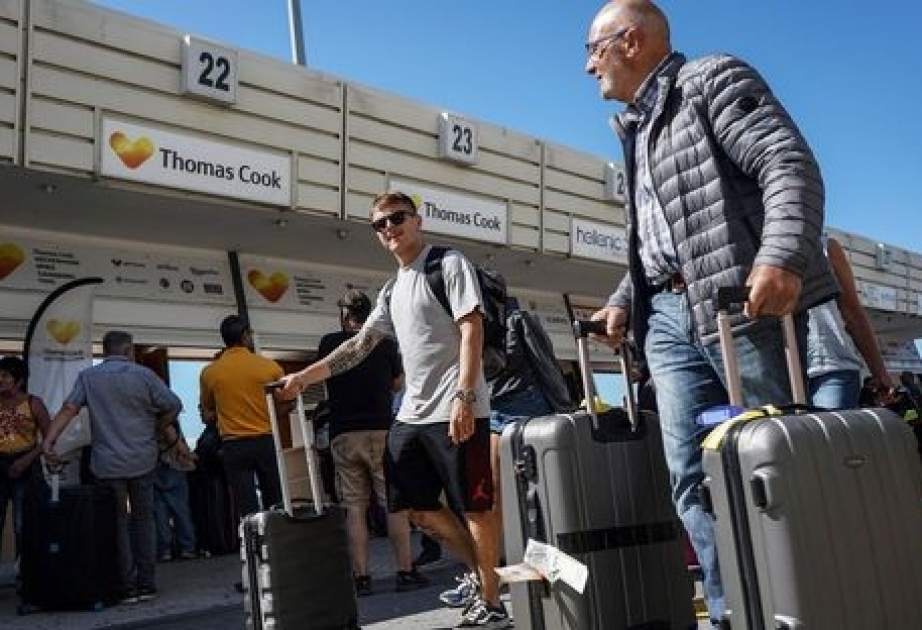 Dünyanın nəhəng turizm şirkətinin iflası 15 minədək avstriyalı turist üçün də problem yaradıb