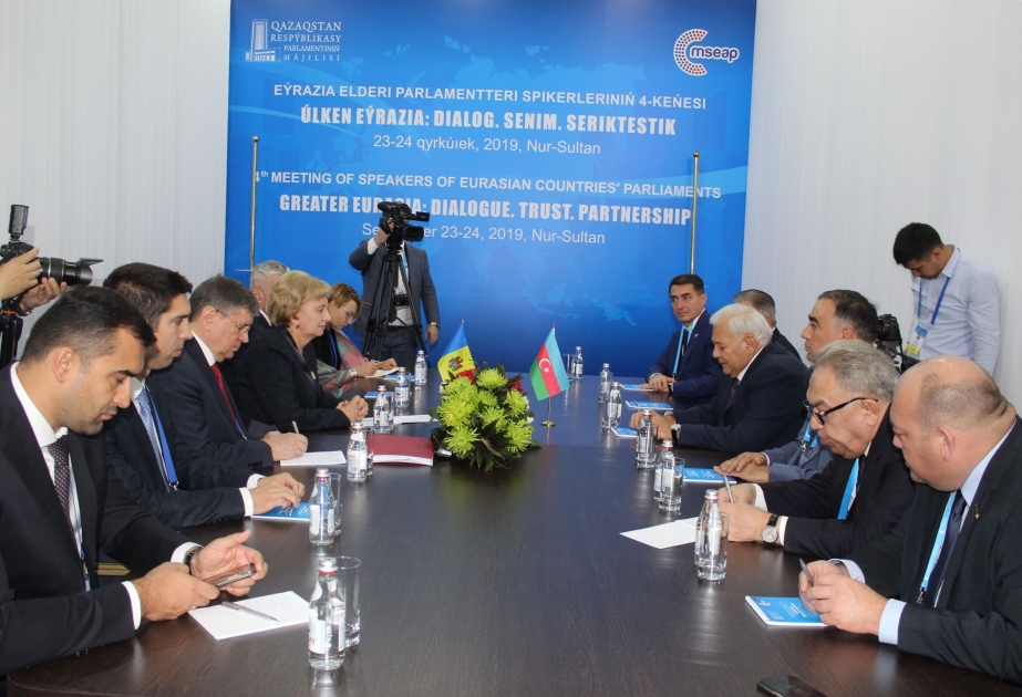 Se celebraron debates sobre el desarrollo de la cooperación interparlamentaria entre Azerbaiyán y Moldavia