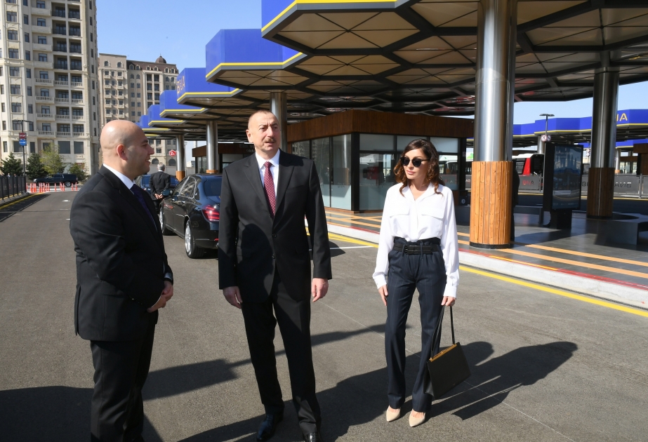 Inauguration du Centre d’échange des transports « Koroglu » de l’Agence de Transports de Bakou Le président Ilham Aliyev et la première dame Mehriban Aliyeva ont été présents à la cérémonie VIDEO