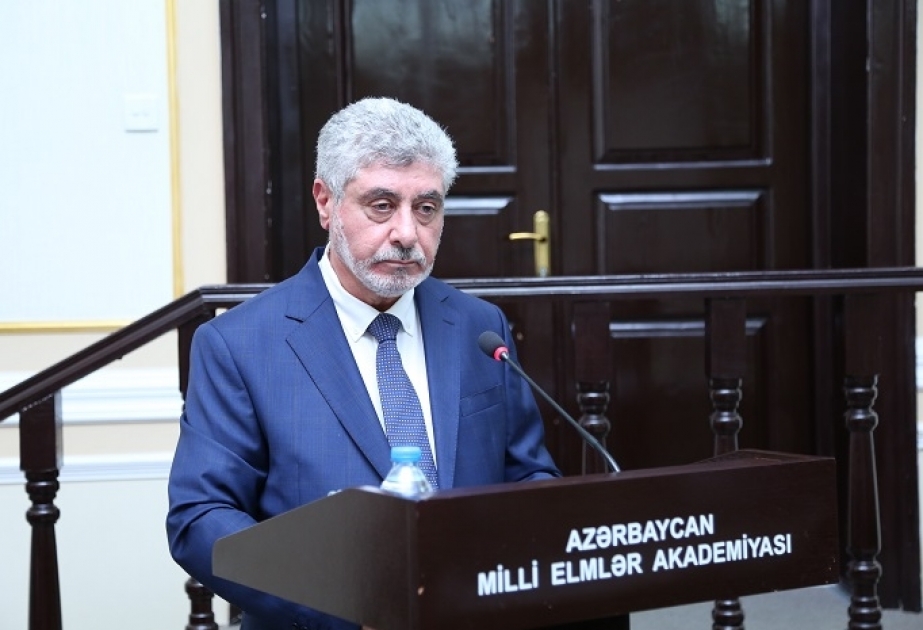 Заслушан доклад на тему «Азербайджанский мугам как средство национальной и человеческой идентичности»