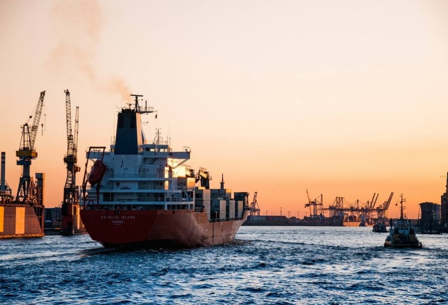 Avqustda dəniz limanlarında 713 min ton yükləmə-boşaltma işləri həyata keçirilib