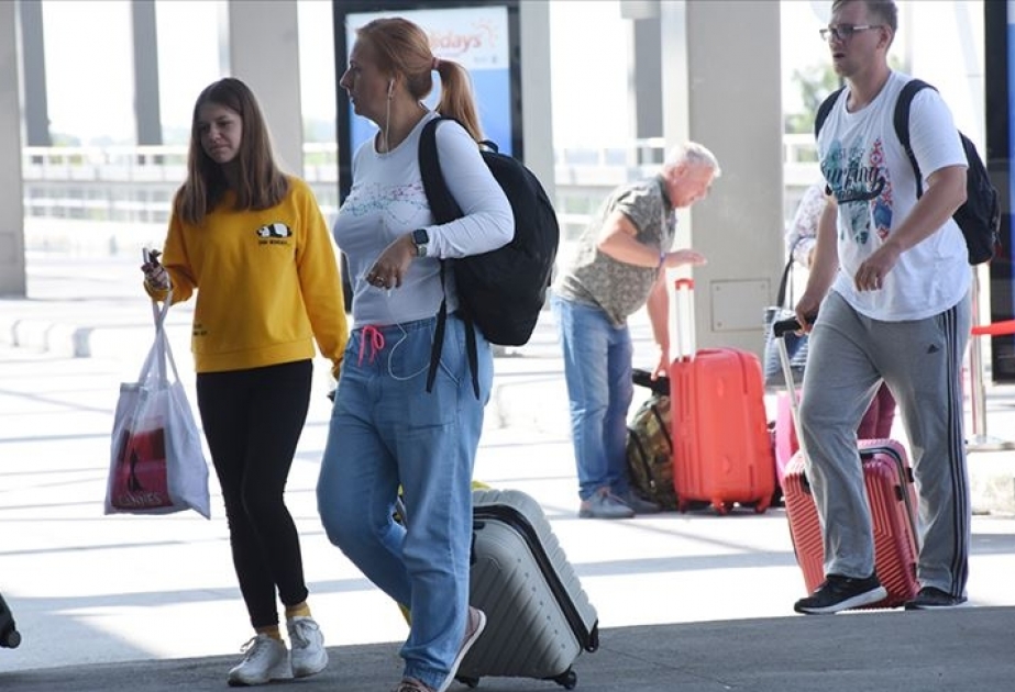 Antalyaya gedən 4920 turist ölkələrinə geri qaytarılır