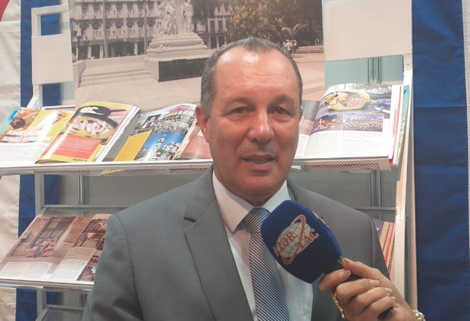 Embajador de Cuba: “La traducción de los libros al idioma azerbaiyano será una etapa posterior muy importante”