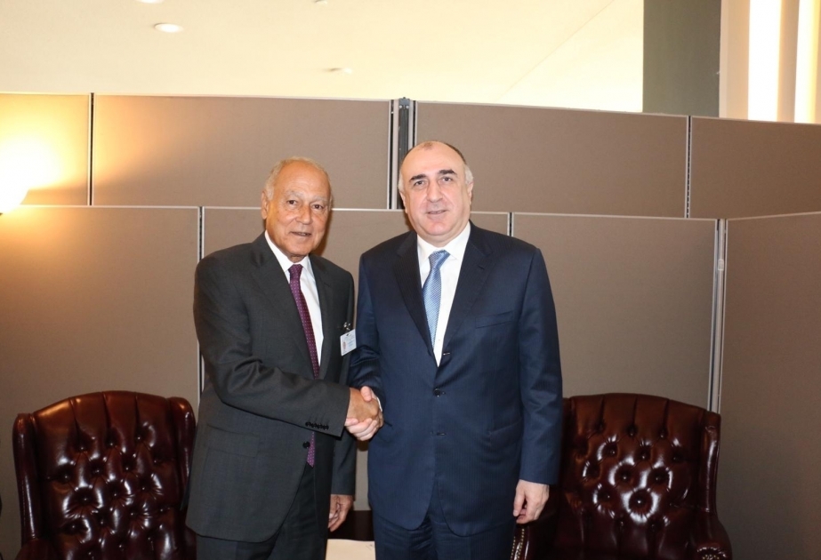 وزير الخارجية الاذربيجاني يجتمع مع الأمين العام لجامعة الدول العربية