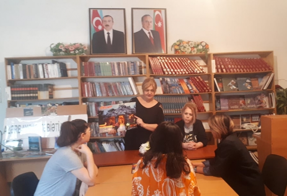 Kitabxanada “Azərbaycan təbiəti və turizm” adlı tədbir təşkil olunub