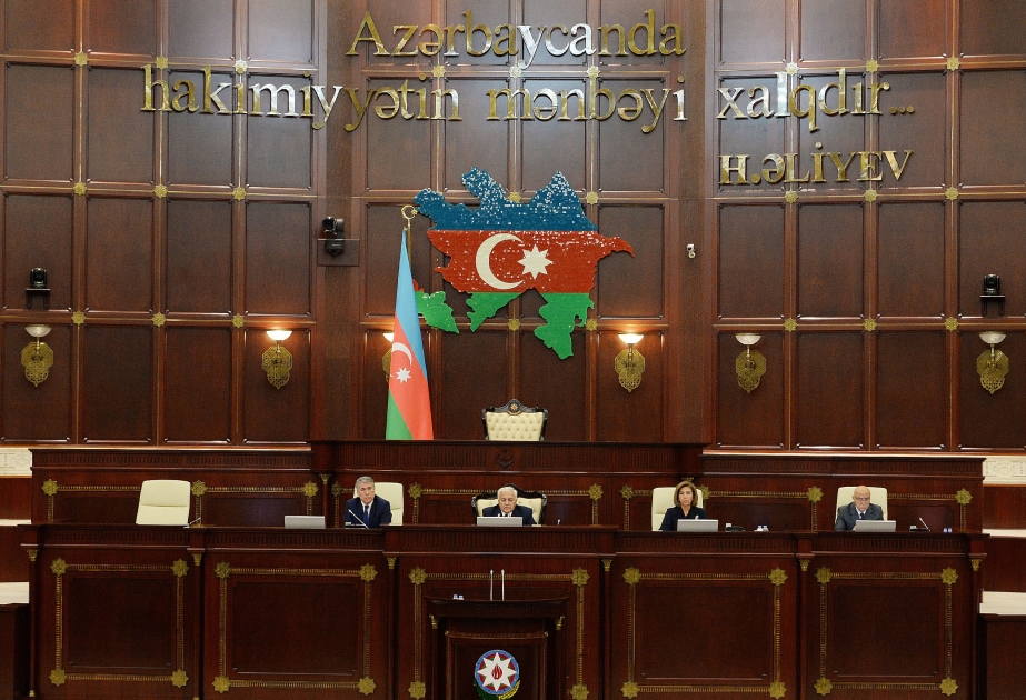 Milli Məclisin payız sessiyasının ilk iclası keçirilib