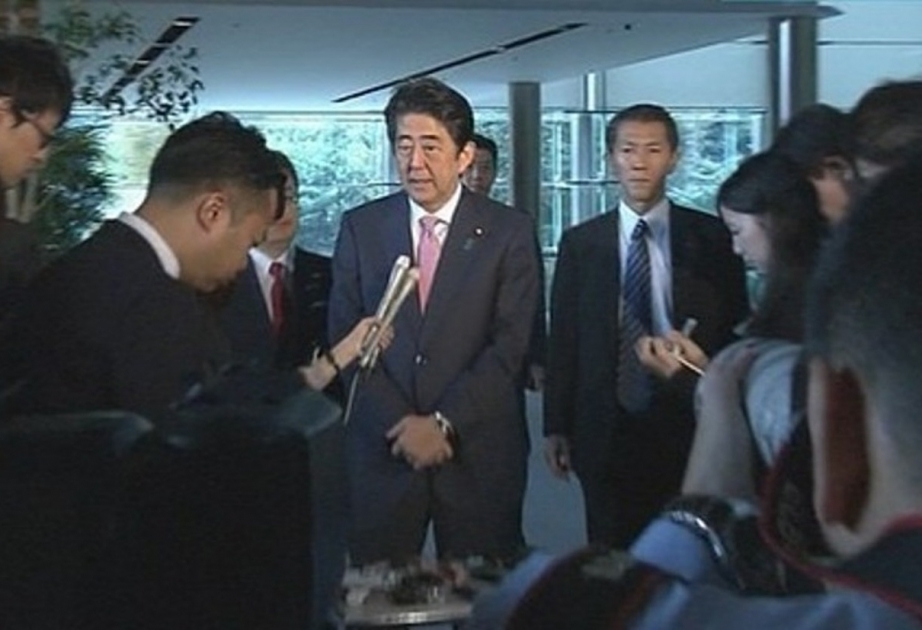 Şinzo Abe: Hökumət artırılmış istehlak vergisinin təsirini azaltmaq üçün lazımi addımları atacaq
