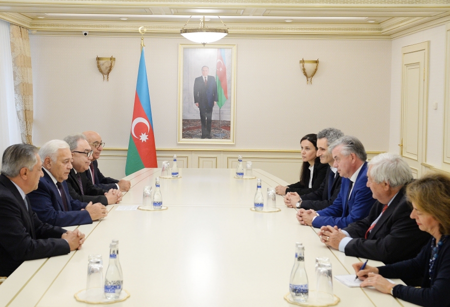 Les liens interparlementaires jouent un rôle important dans le développement des relations azerbaïdjano-françaises