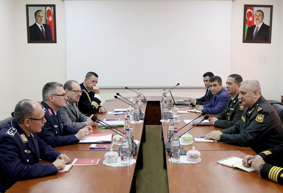 Azerbaijani and German Defense Ministries hold bilateral talks