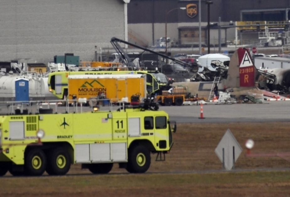Seven dead after WWII B-17 plane crashes, erupts into flames at Bradley Airport