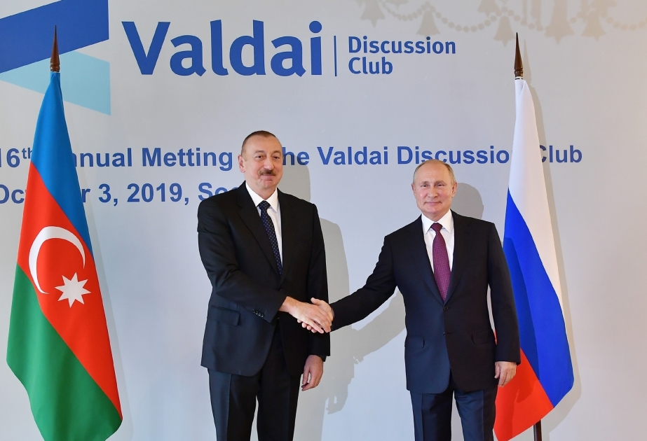 Los mandatarios de Azerbaiyán y Rusia se reúnen en Sochi