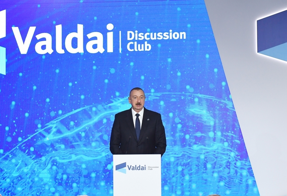 Presidente azerbaiyano Ilham Aliyev asistió a la sesión plenaria de la 16ª reunión anual del Club Internacional de Discusión Valdái