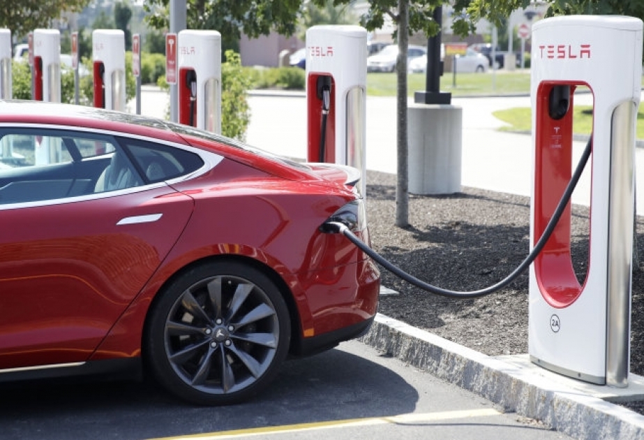 Tesla planea retirar 2.000 coches eléctricos