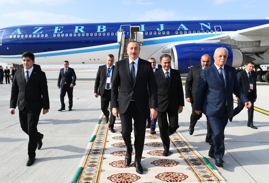 Le président azerbaïdjanais Ilham Aliyev entame une visite de travail au Turkménistan VIDEO