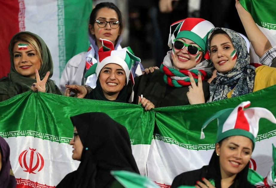 Около 3,5 тыс. женщин посетили футбольный матч в Иране
