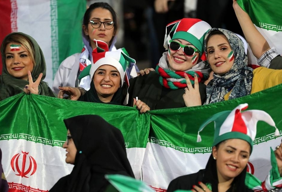İranda futbol matçında təqribən 3,5 min qadın olub