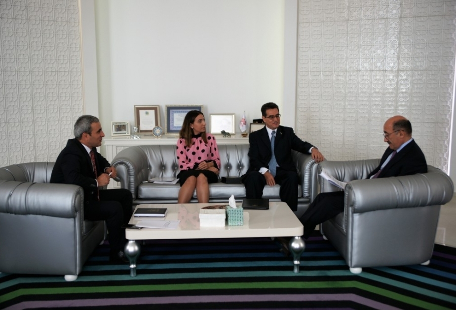 Azerbaiyán y Colombia discutieron la cooperación cultural