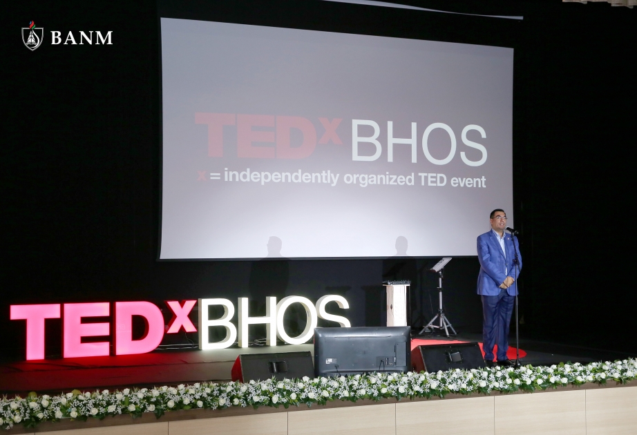 Bakı Ali Neft Məktəbində növbəti “TEDxBHOS” konfransı