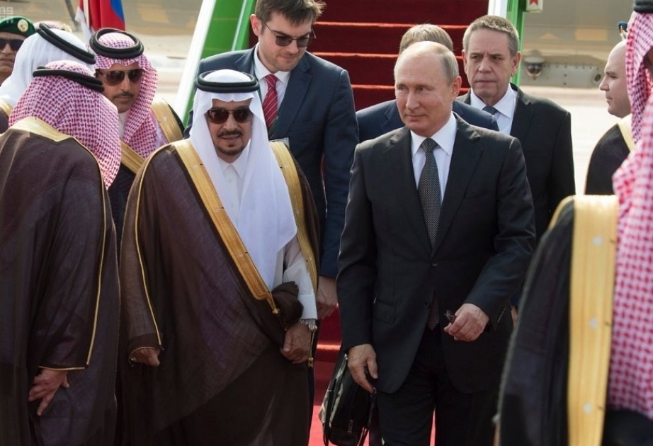 Custodian of the Two Holy Mosques, President of Russian Federation sign cooperation charter, exchange agreements' ceremonies