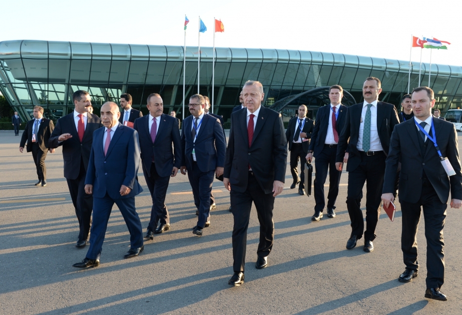 Präsident Recep Tayyip Erdogan beendet seinen Besuch in Aserbaidschan