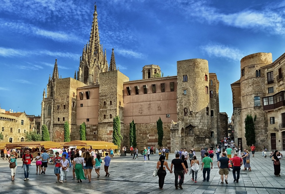 Каталония потеряла 319 миллионов евро доходов от туризма после референдума о независимости