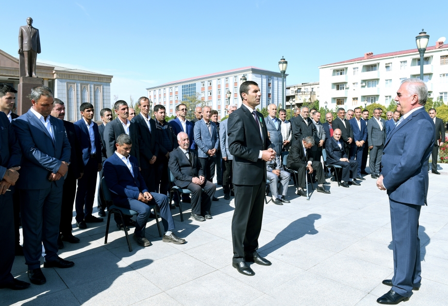 Azərbaycanın müstəqilliyi uğrunda sağlamlığını itirmiş şəxslərə avtomobillər təqdim olunub