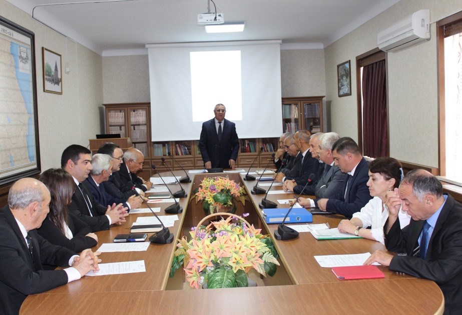 AMEA Naxçıvan Bölməsi Rəyasət Heyətinin iclasında bir sıra məsələlər müzakirə olunub