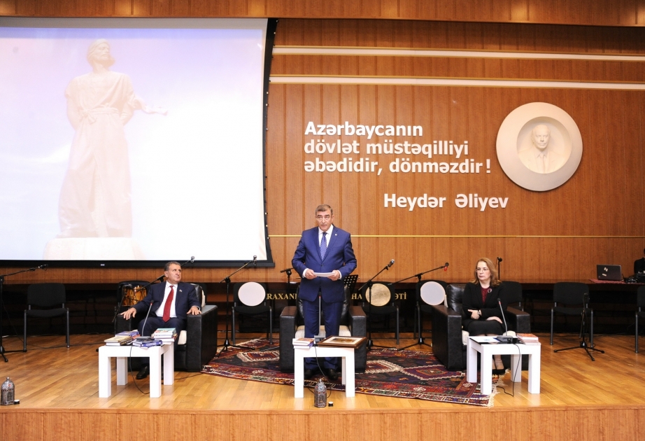 Nəsiminin 650 illik yubileyinə həsr edilən elmi sessiya