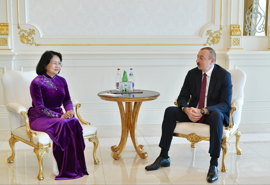 Staatspräsident Ilham Aliyev empfängt Vizepräsidentin der Sozialistischen Republik Vietnam VIDEO