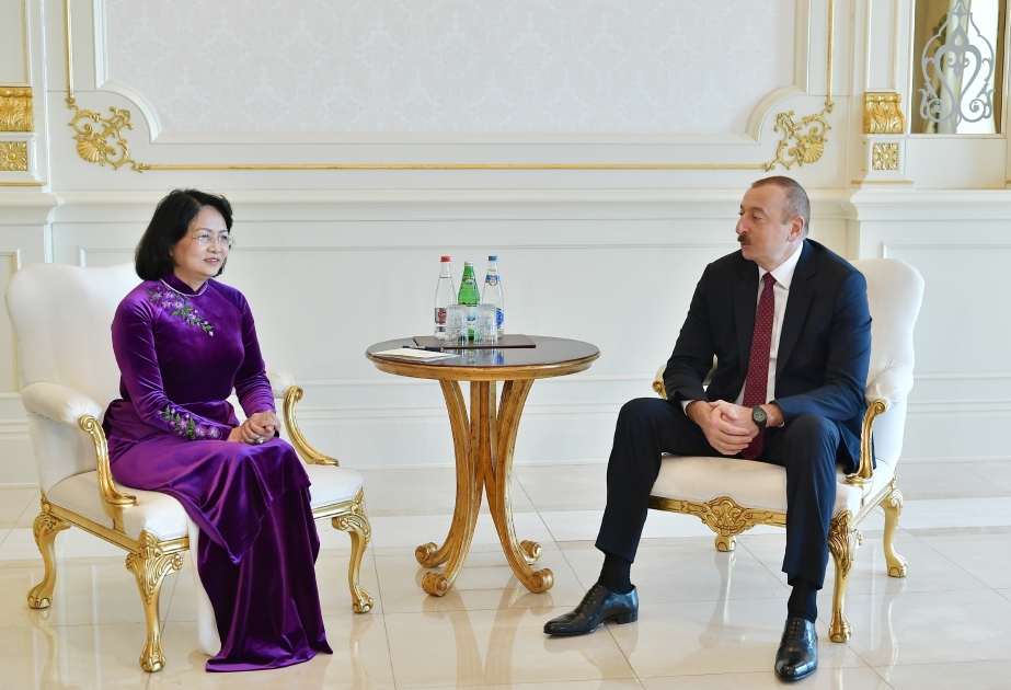 Ilham Aliyev recibió a la vicepresidenta de Vietnam