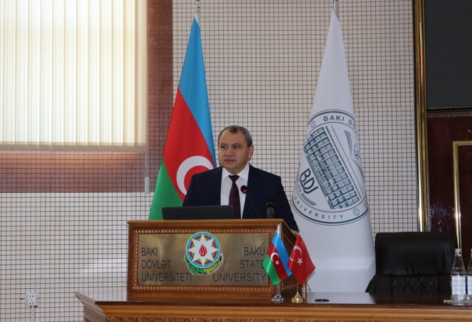 BDU-da Nəsiminin 650 illik yubileyinə həsr olunmuş beynəlxalq simpozium keçirilib