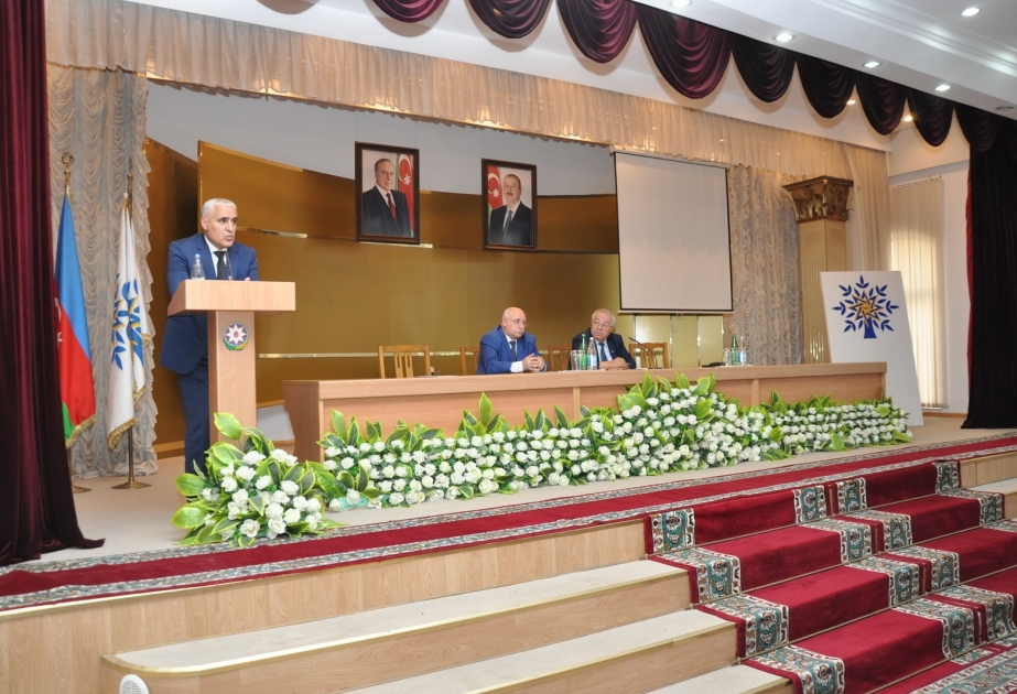 YAP Xətai rayon təşkilatında sosial şəbəkələrdə fəallığın artırılmasına dair müzakirələr aparılıb