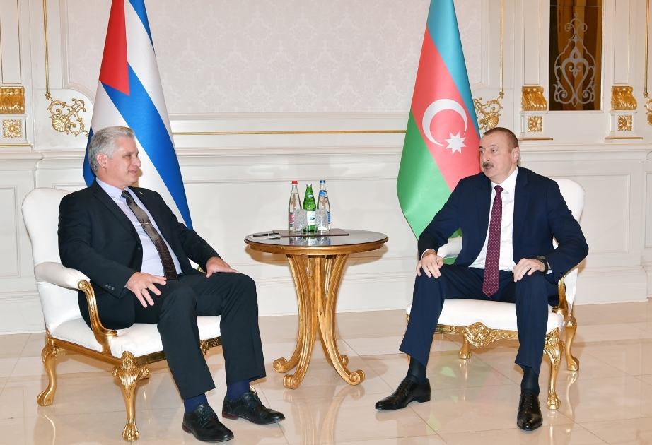 Presidente de Azerbaiyán Ilham Aliyev se reúne con el Presidente de Cuba Miguel Díaz-Canel