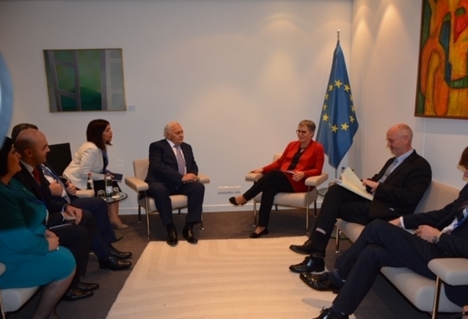 Presidente de Milli Madzlis reunió con la presidenta de PACE en Estrasburgo