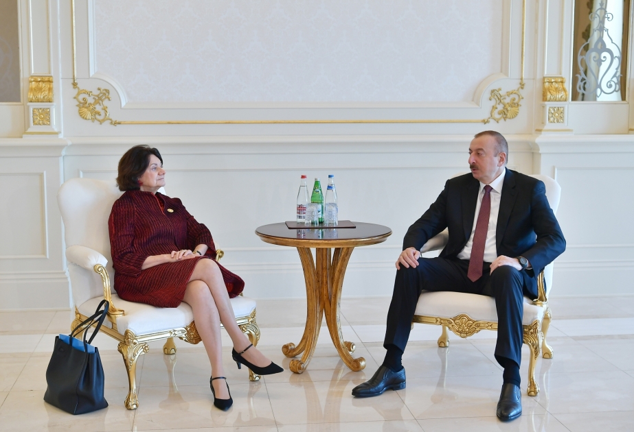 Präsident Ilham Aliyev empfängt stellvertretende UN-Generalsekretärin für Politik und Friedensschaffung Rosemary DiCarlo VIDEO