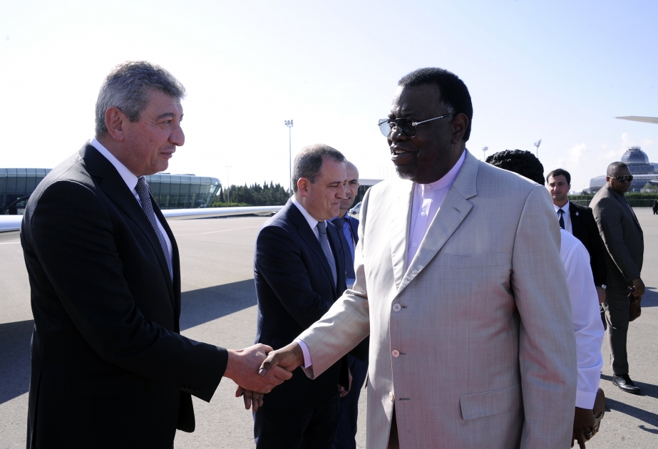 Presidente de Namibia concluye su visita a Azerbaiyán