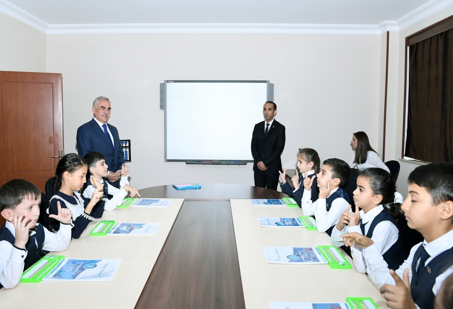 Heydər Əliyev Uşaq-Gənclər Yaradıcılıq Mərkəzində innovativ dərnəklər yaradılıb