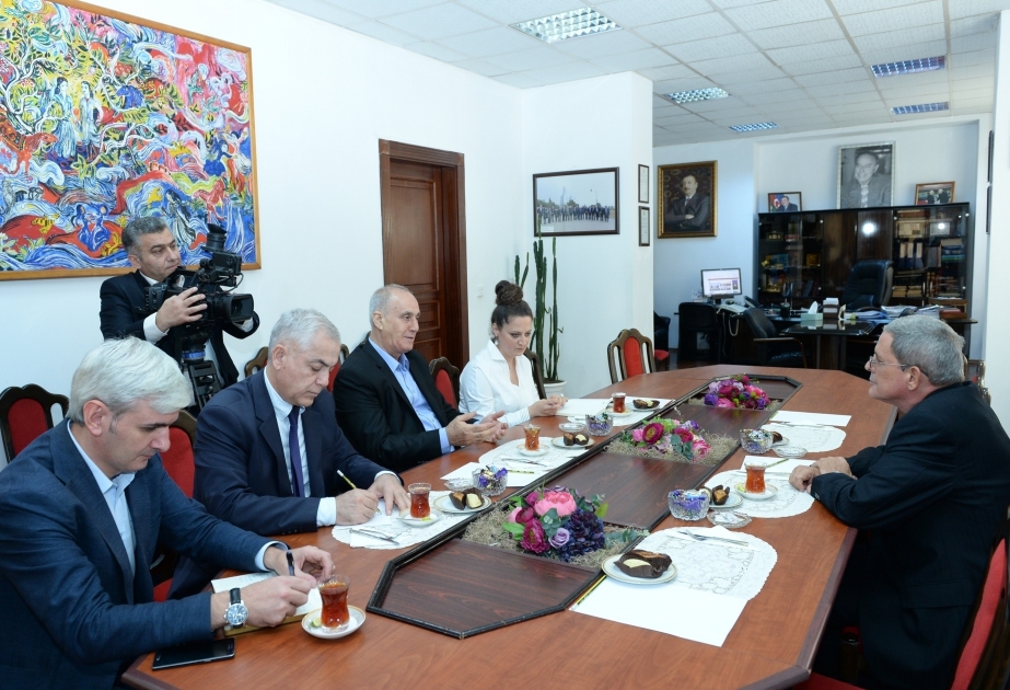 AZERTAC y Prensa Latina concluyen un Memorando de Entendimiento