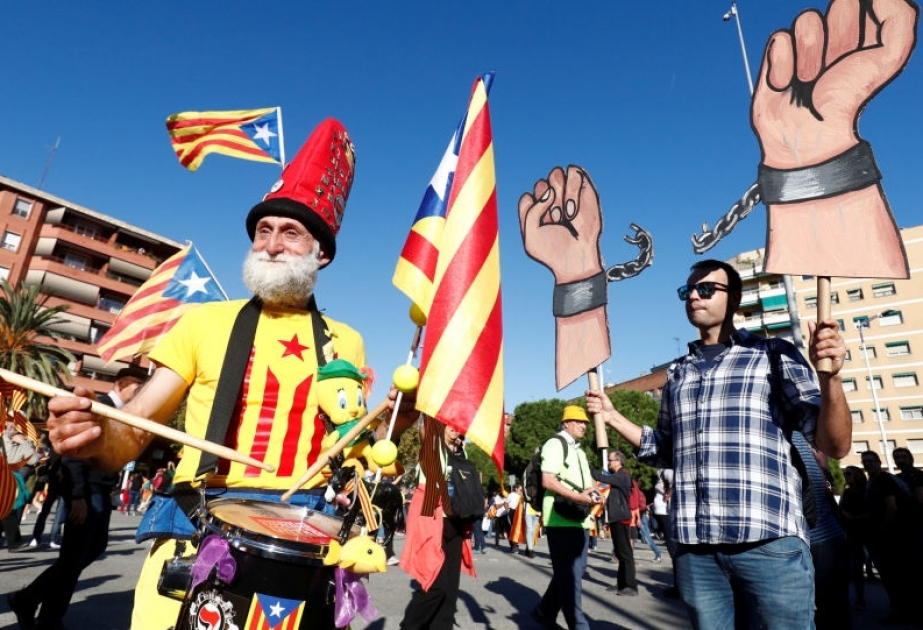 Barcelona vuelve a la calle para protestar por los políticos condenados