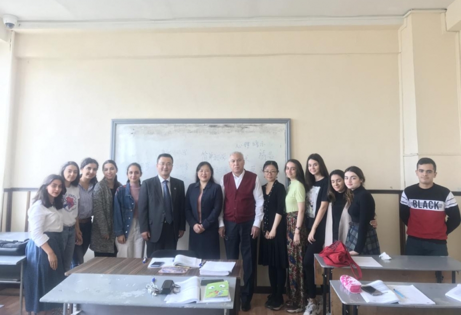 甘肃中医药大学秦晓光教授访问巴库国立大学