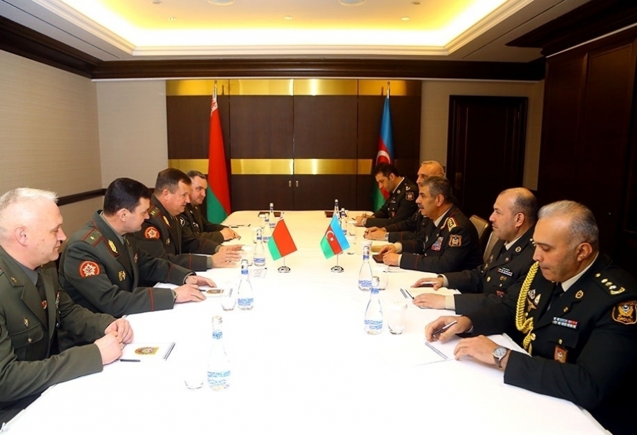 Verteidigungsminister Aserbaidschans und Weißrusslands treffen in Baku